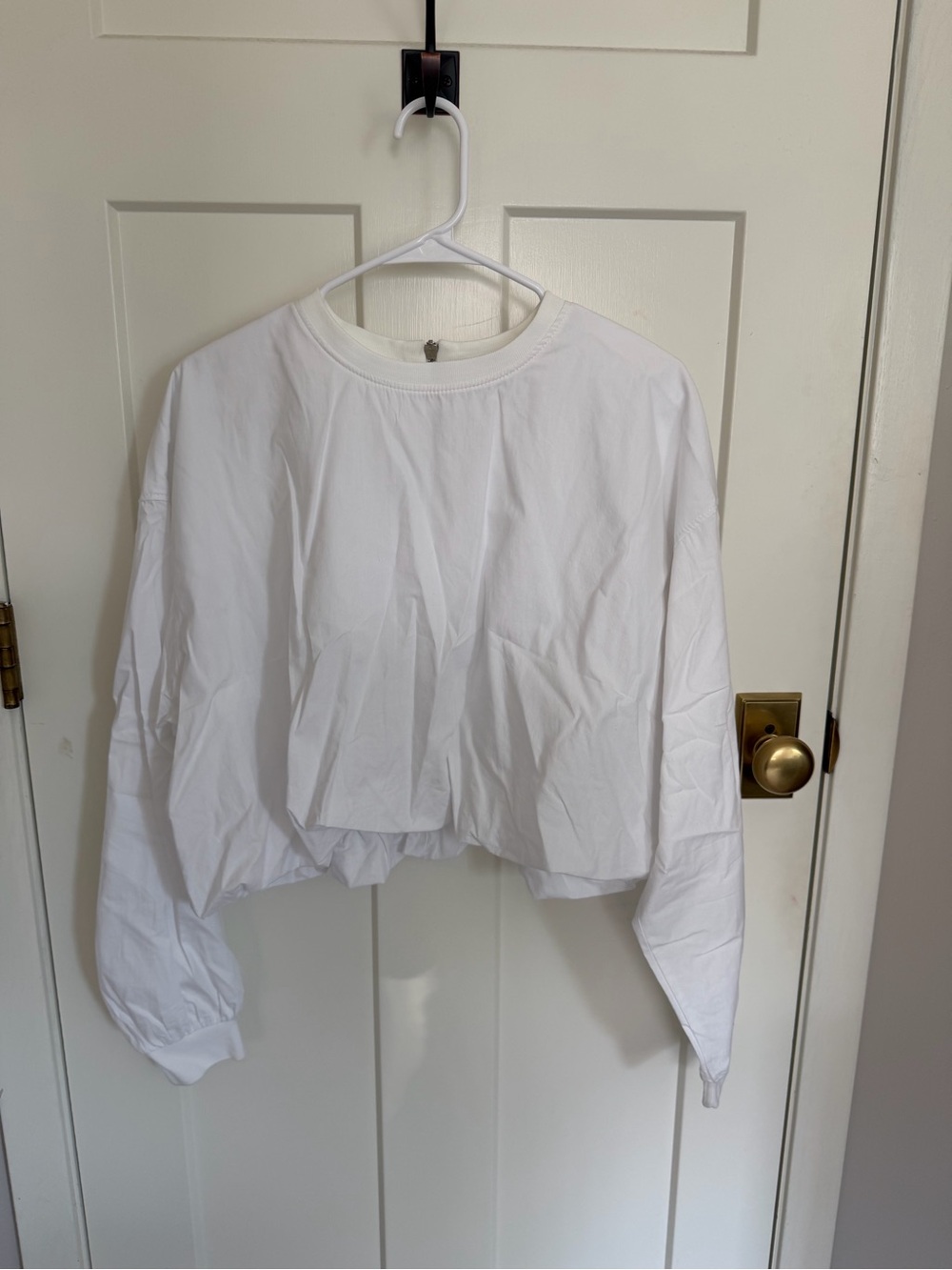 Zara White Cropped Crewneck Bubble Blouse- XL